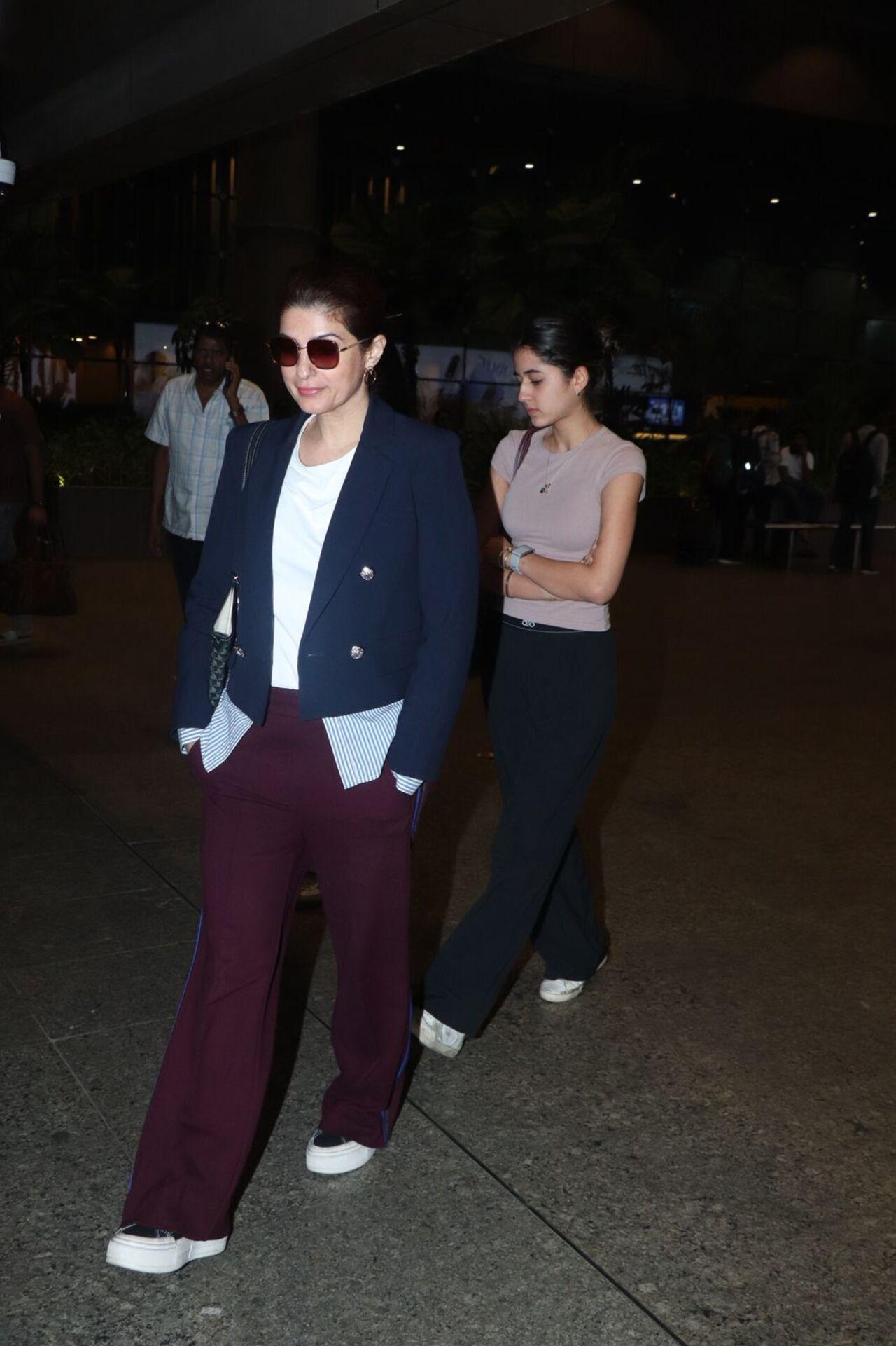 Akshay Kumar's wife Twinkle Khanna was spotted with her daughter at the airport. The actress opted for a comfy wear as she was seen making her way. She avoided interaction with the paps. 